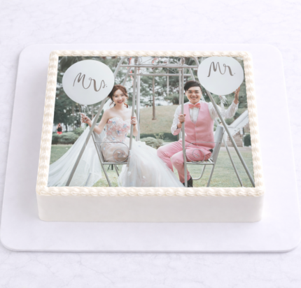 Customized Wedding Cake